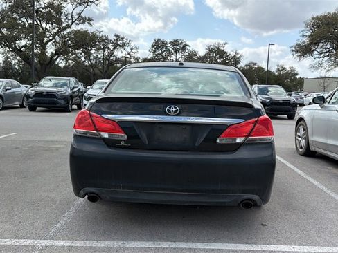 Used 2011 Toyota Avalon Limited image 6