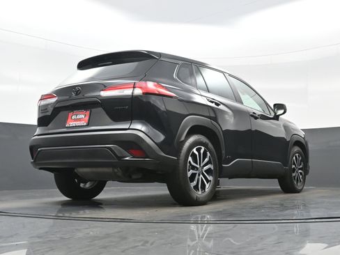 Used 2024 Toyota Corolla Cross S image 31