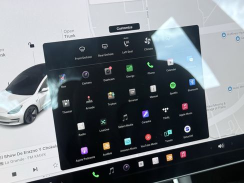 Used 2020 Tesla Model 3 Long Range image 63