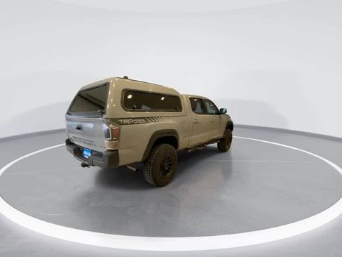 Used 2020 Toyota Tacoma TRD Off-Road image 8