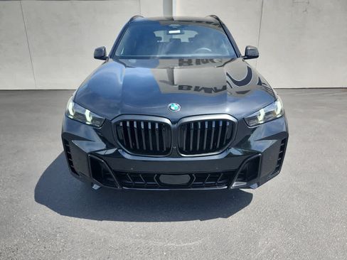 New 2026 BMW X5 xDrive40i w/ M Sport Package AWD/4WD image 5