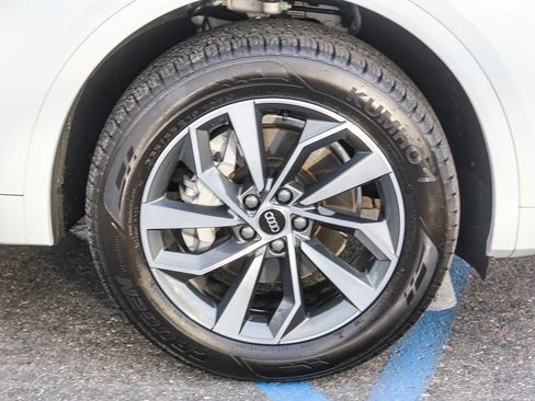 Certified 2023 Audi Q5 2.0T Premium Plus w/ Premium Plus Package image 11