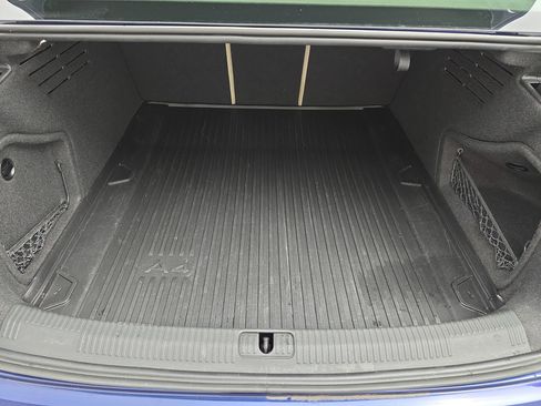 Used 2022 Audi A4 2.0T Premium w/ Convenience Package image 12