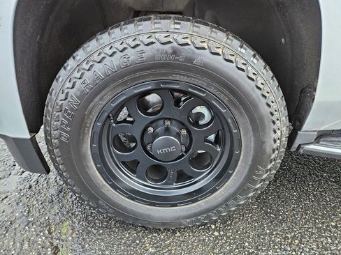 Used 2017 Chevrolet Tahoe Premier image 8