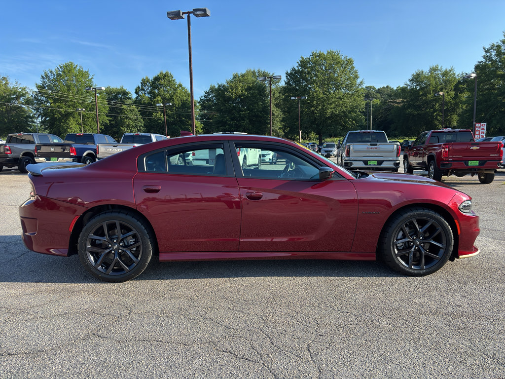 Used 2022 Dodge Charger R/T w/ Plus Group RWD image 9