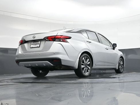 Used 2025 Nissan Versa SV w/ Trunk Package image 25