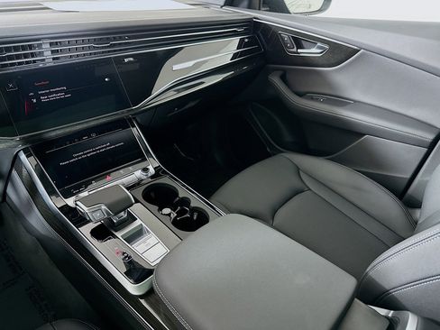 New 2026 Audi Q8 Premium Plus image 24