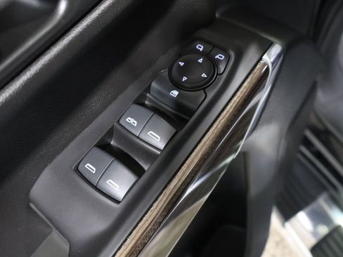 Used 2021 Chevrolet Silverado 1500 RST image 16