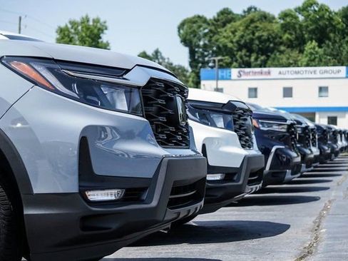 Certified 2023 Honda Passport TrailSport image 18