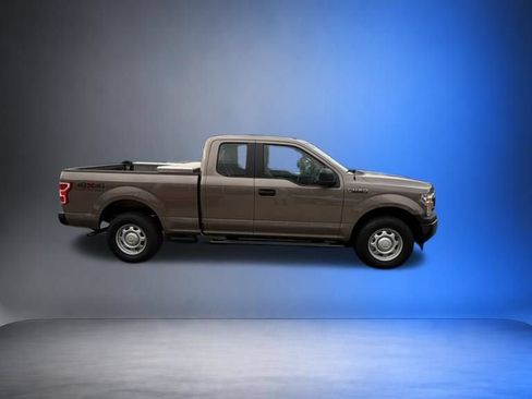 Used 2018 Ford F150 XL w/ XL Power Equipment Group AWD/4WD image 3