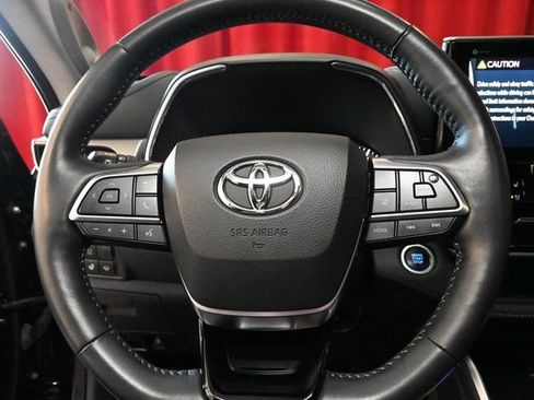 Certified 2021 Toyota Highlander Platinum image 14