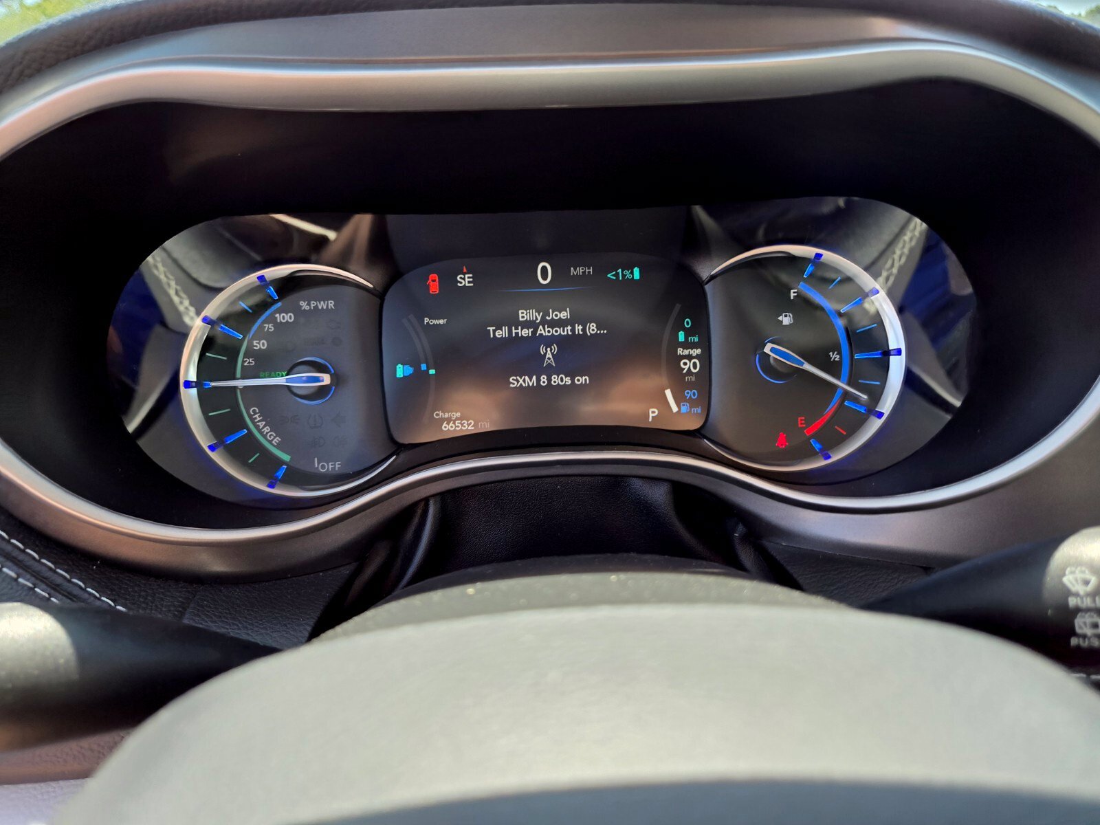 Used 2024 Chrysler Pacifica Limited FWD image 30