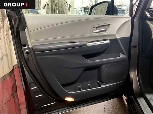 Certified 2021 Toyota Sienna XLE image 22