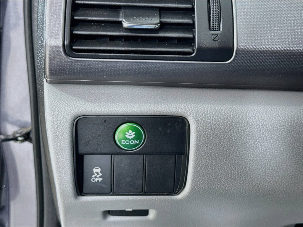 Used 2013 Honda Accord LX image 11