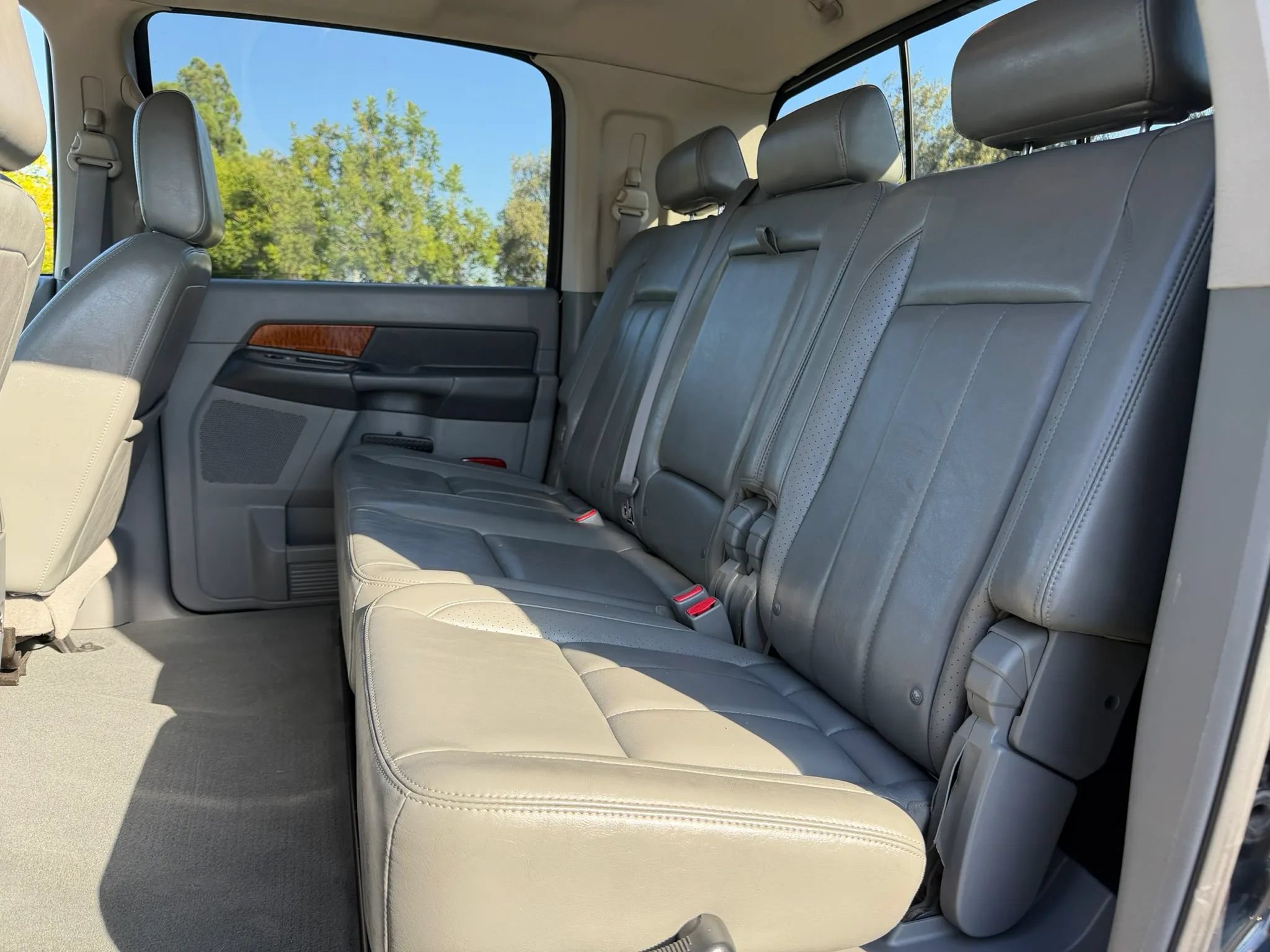 Used 2007 Dodge Ram 1500 Truck Laramie w/ Trailer Tow Group AWD/4WD image 12