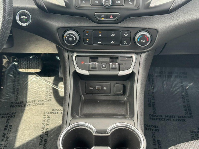 Used 2024 GMC Terrain SLE FWD image 16