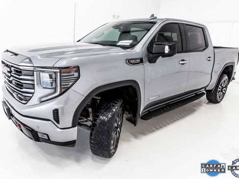 Used 2024 GMC Sierra 1500 AT4 w/ Technology Package image 2