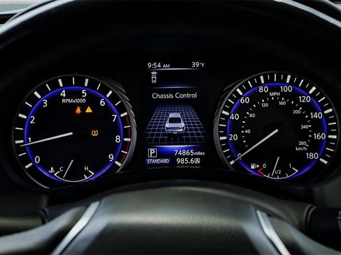 Used 2019 INFINITI Q60 3.0t Luxe w/ Essential Package image 30