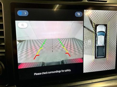 Used 2024 Ford F350 Platinum w/ FX4 Off-Road Package image 29