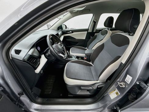 Used 2025 Volkswagen Taos S FWD image 13