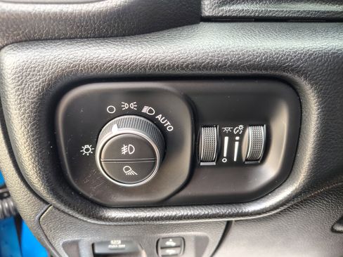 Certified 2021 RAM 1500 Laramie w/ Sport Appearance Package image 30