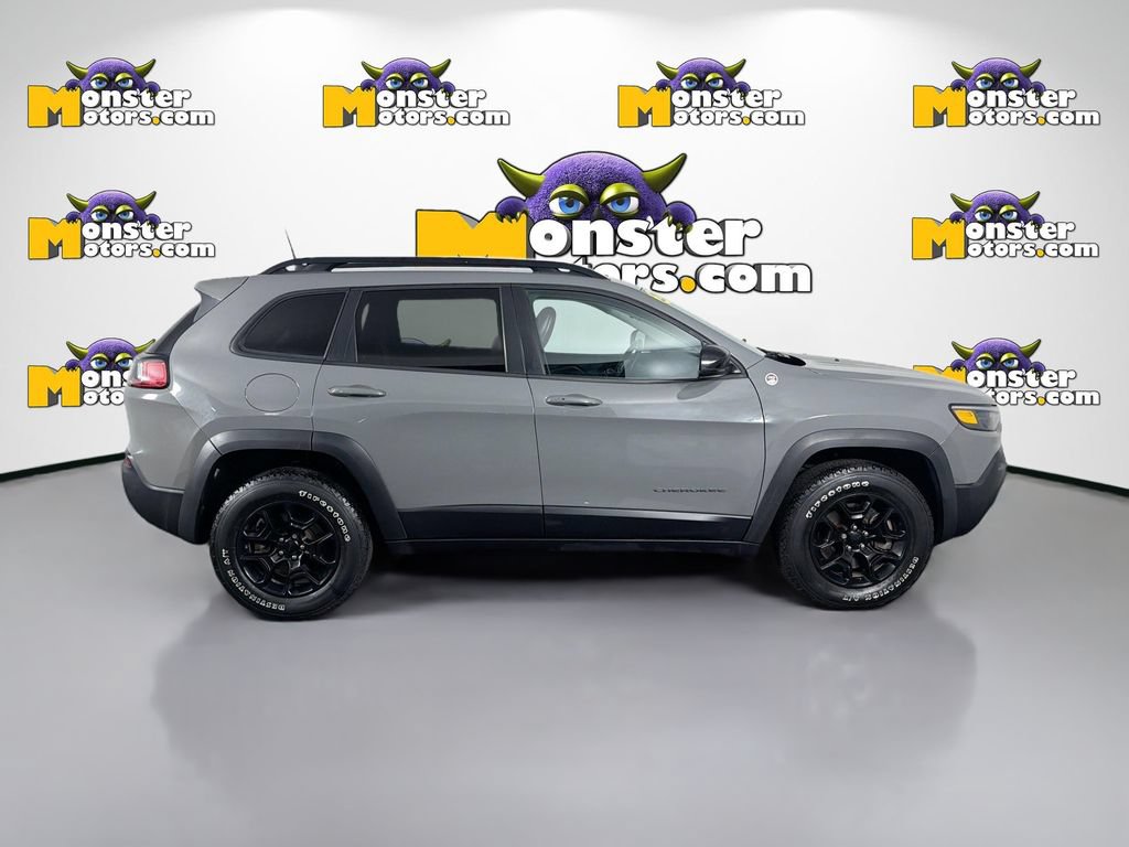 Used 2022 Jeep Cherokee Trailhawk w/ Trailer Tow Group AWD/4WD image 4