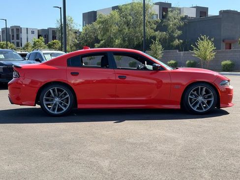 Used 2019 Dodge Charger Scat Pack RWD image 7