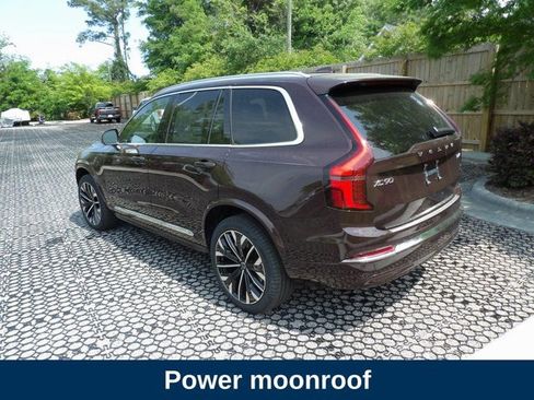 Certified 2025 Volvo XC90 T8 Plus w/ Protection Package Premier AWD/4WD image 9