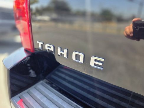 Used 2011 Chevrolet Tahoe LTZ RWD image 17