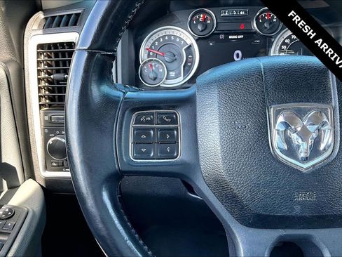 Used 2019 RAM 1500 Classic SLT w/ Luxury Group AWD/4WD image 13