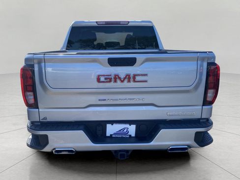 Used 2022 GMC Sierra 1500 Elevation w/ X31 Off-Road Package AWD/4WD image 8