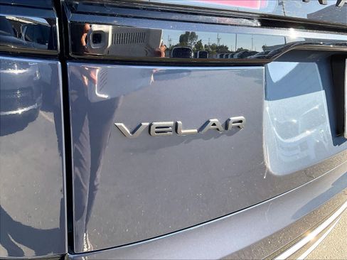 Used 2026 Land Rover Range Rover Velar Dynamic SE AWD/4WD image 11