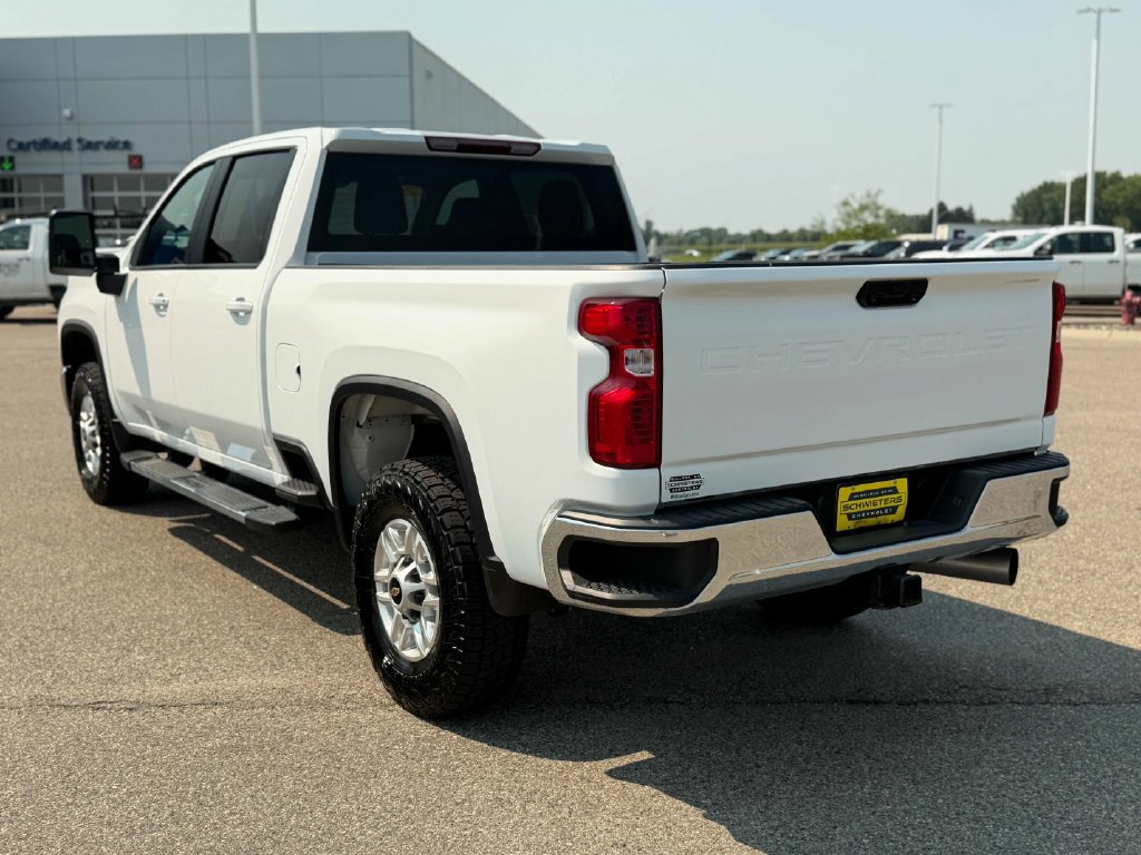 Used 2025 Chevrolet Silverado 2500 LT w/ Convenience Package AWD/4WD image 9