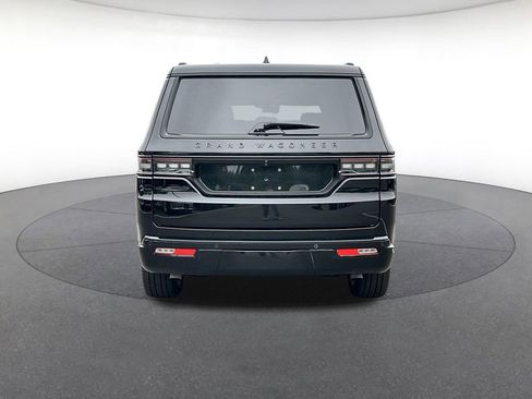 Certified 2025 Jeep Grand Wagoneer Series III w/ Quick Order Packagew 28T AWD/4WD image 4