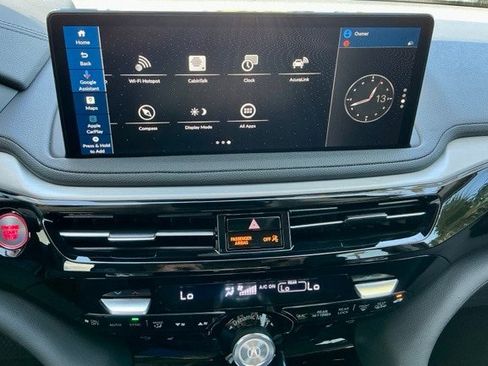 Certified 2025 Acura MDX SH-AWD image 37