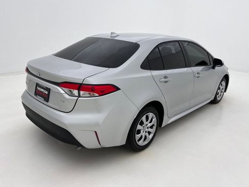 Used 2024 Toyota Corolla LE image 7