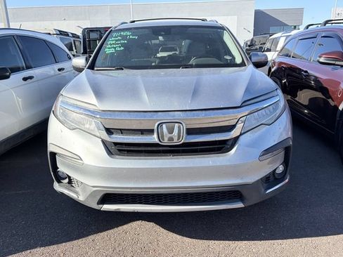 Used 2020 Honda Pilot Touring image 2