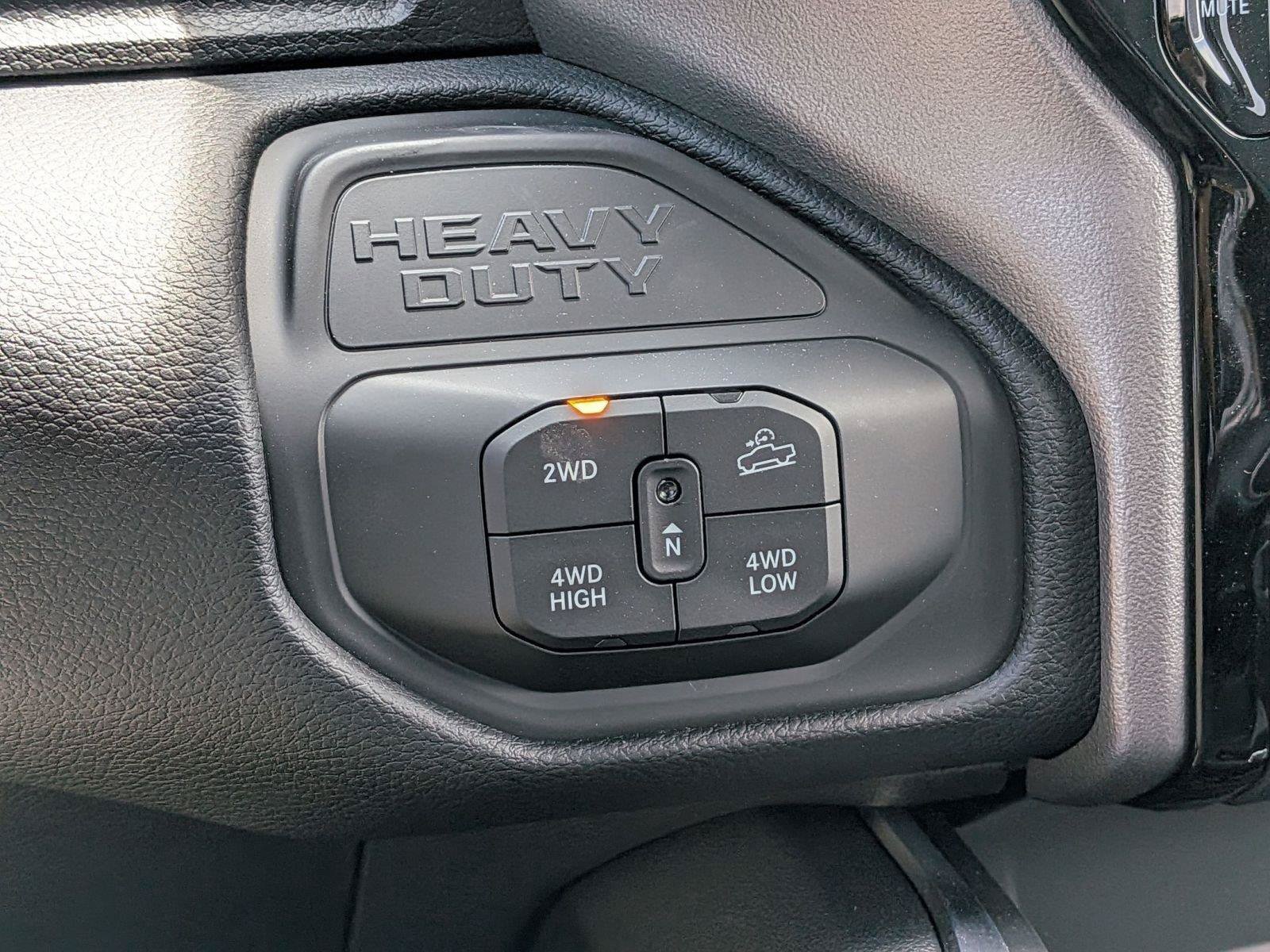 New 2026 RAM 2500 Big Horn AWD/4WD image 35