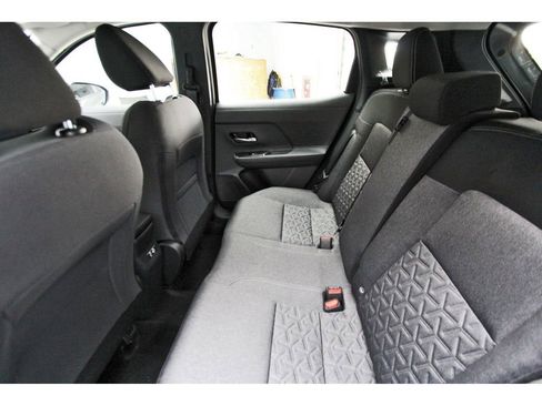 New 2026 Nissan Kicks SV w/ SV Premium Package image 9