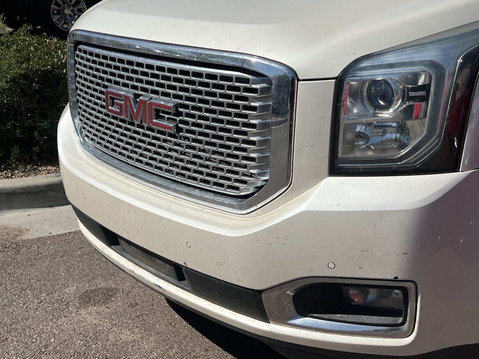 Used 2015 GMC Yukon SLT w/ HD Trailering Package AWD/4WD image 5
