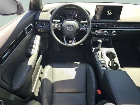 Used 2022 Honda Civic Sport Touring image 4