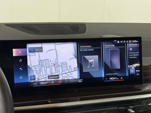 Used 2023 BMW X7 xDrive40i image 27