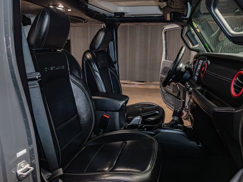 Used 2022 Jeep Gladiator Overland w/ Popular Equipment Package image 24