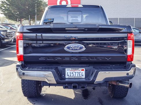 Used 2018 Ford F350 Lariat w/ Lariat Ultimate Package image 22