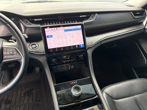 Used 2021 Jeep Grand Cherokee L Limited image 20