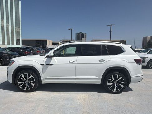 Used 2024 Volkswagen Atlas SEL Premium R-Line AWD/4WD image 2