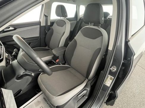 Used 2024 Volkswagen Taos S image 33