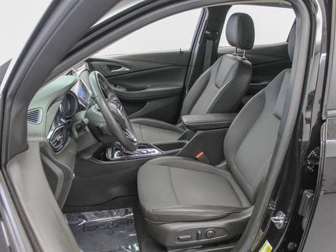 Used 2023 Buick Encore GX Preferred w/ Cold Weather Comfort Package AWD/4WD image 17