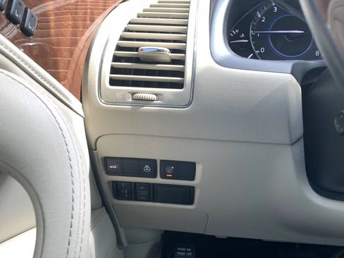 Used 2018 INFINITI QX80 2WD w/ Driver Assistance Package image 22