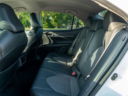 Used 2024 Toyota Camry SE FWD image 14
